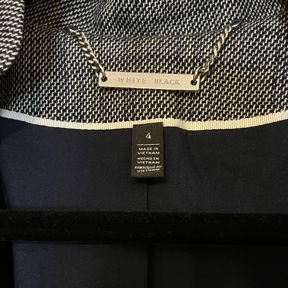 Grey and Navy Plaid Blazer White House Black Market - Picture 5 of 6